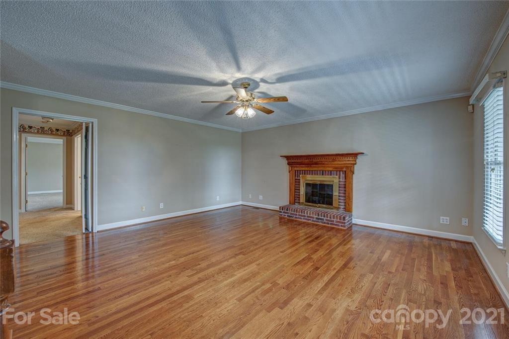 1301 Stoney Point Road Shelby, NC 28150 - Photo 10 of 36 Gallery Image 10