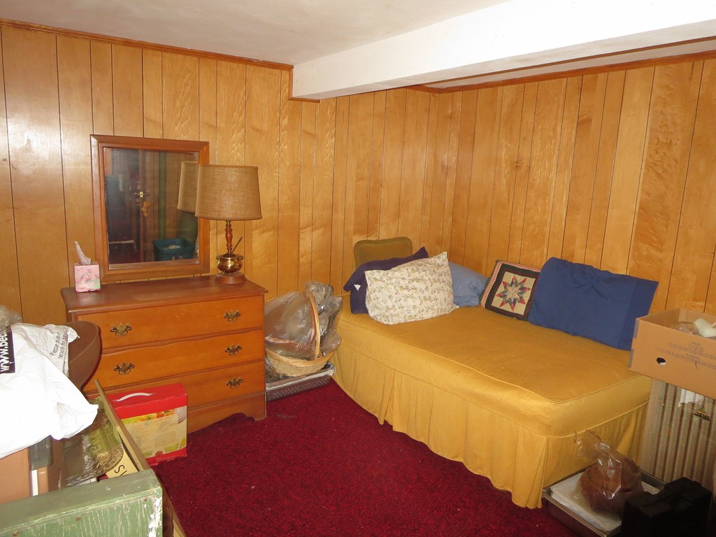 145 West Meadowview Road Holyoke, MA 01040 - Photo 16 of 17