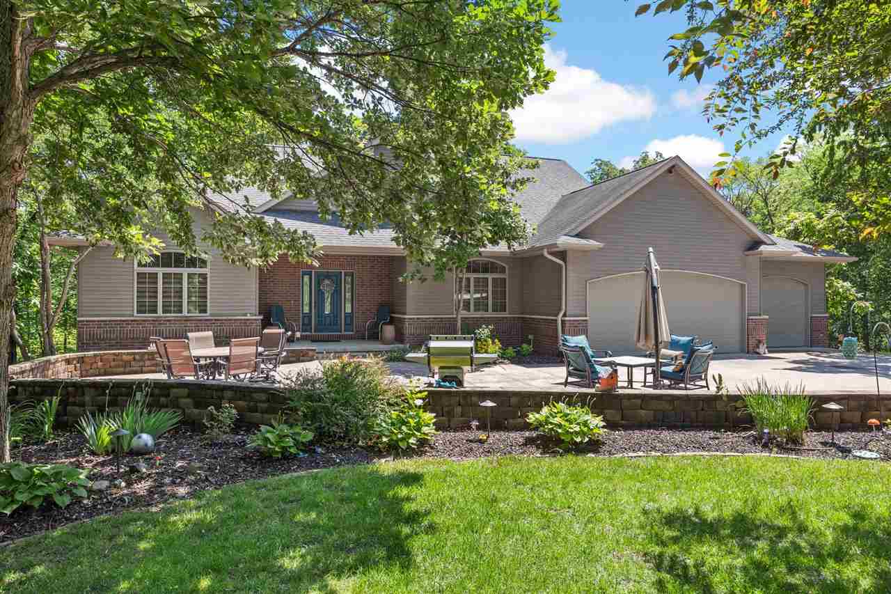 1440 Vine Avenue Riverside, IA 52327 - Photo 1 of 58 Gallery Image 1