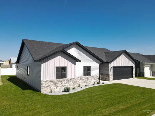 $449,000 | 2441 Dorchester Avenue, Burley, ID 83318