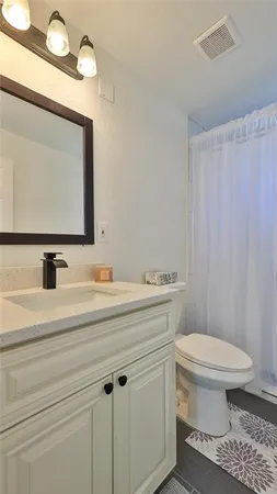 $2,150 | 326 Hobart Avenue, Daytona Beach, FL 32114