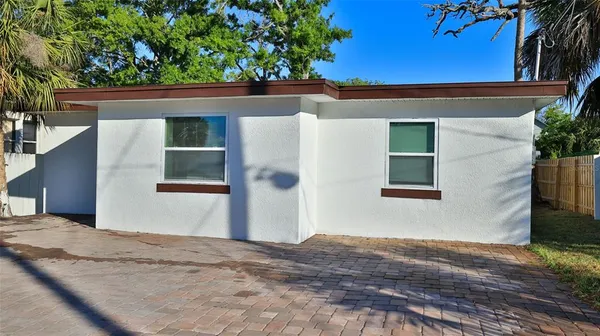 $2,150 | 326 Hobart Avenue, Daytona Beach, FL 32114