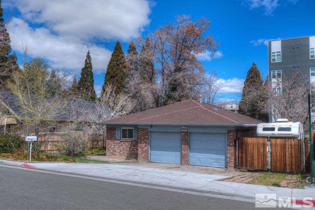 1580 Hillside Drive Reno, NV 89503 - Photo 4 of 23 Photo 4