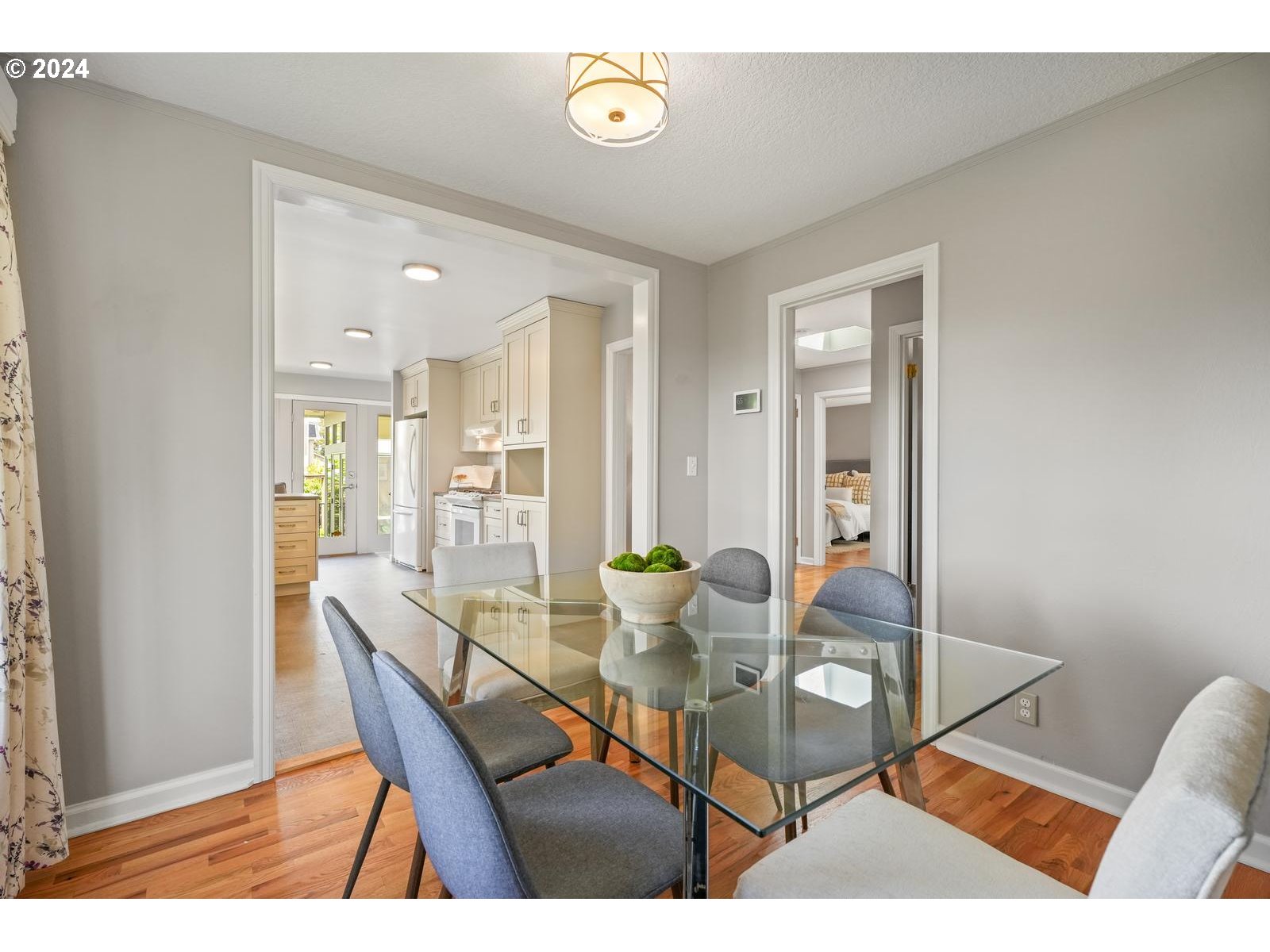 6711 Southwest Taylors Ferry Road Portland, OR 97223 - Photo 14 of 44 Dining Room
