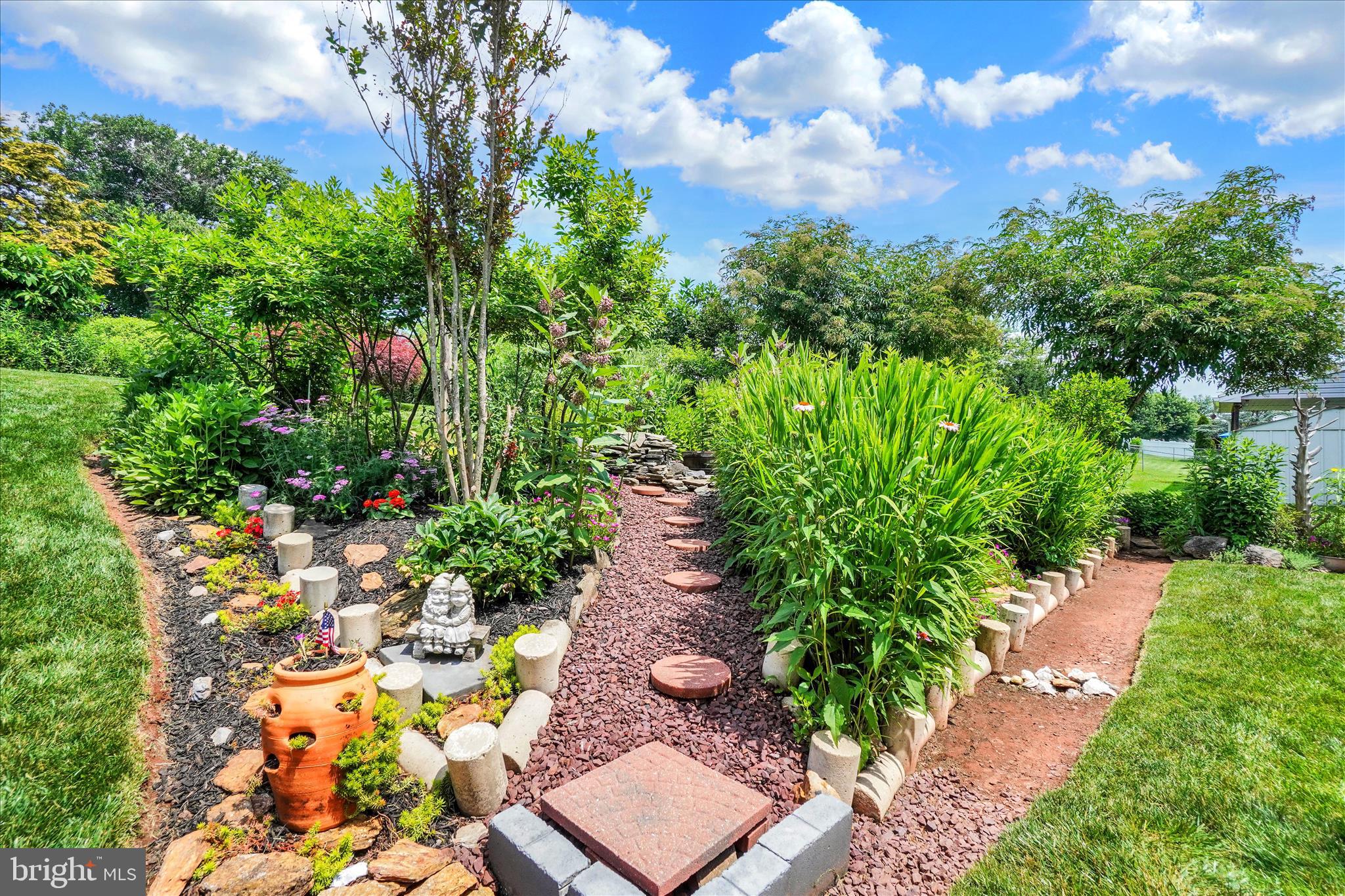 2437 Heather Road York, PA 17408 - Photo 25 of 44