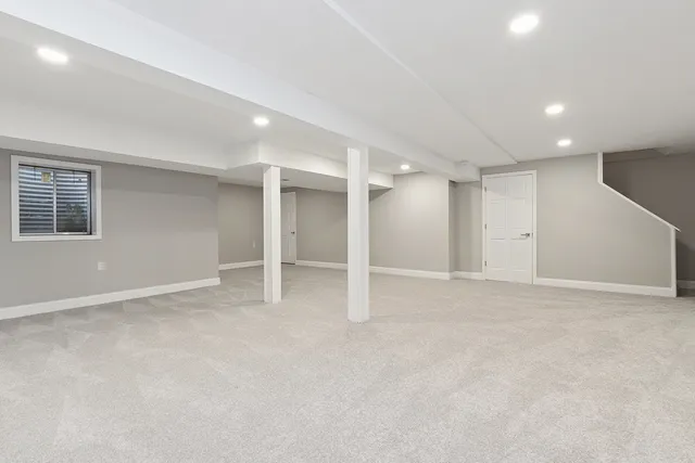 a view of backyard of the house