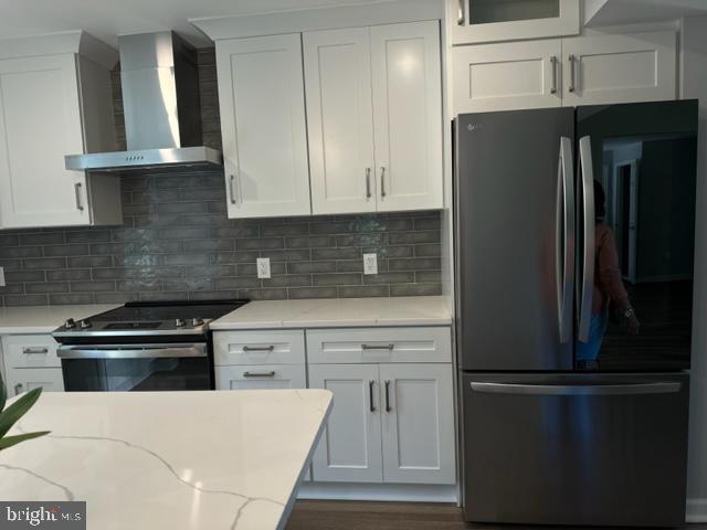 408 Blue Ridge Avenue Northeast Leesburg, VA 20176 - Photo 15 of 17 Kitchen