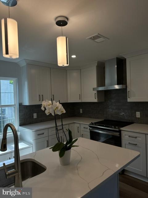 408 Blue Ridge Avenue Northeast Leesburg, VA 20176 - Photo 17 of 17 Kitchen