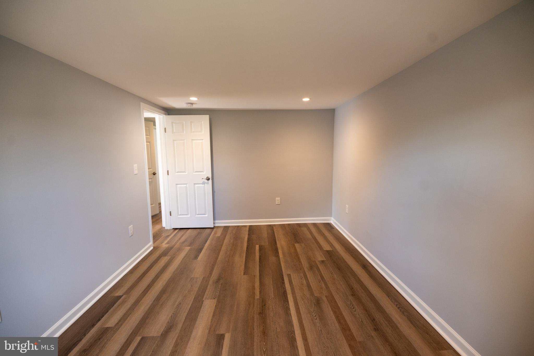 408 Blue Ridge Avenue Northeast Leesburg, VA 20176 - Photo 10 of 17 Bedroom 1