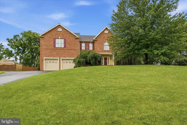 $3,400 | 11406 Rolling Green Place, Hagerstown, MD 21742