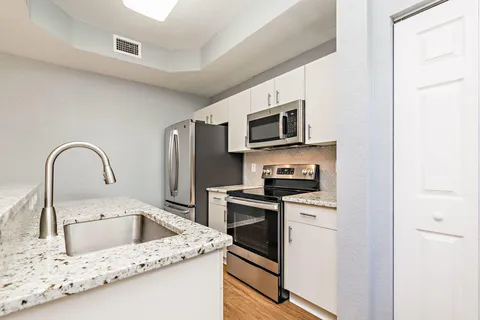 $299,000 | 2912 Hidden Hills Road, Unit 1205, West Palm Beach, FL 33411