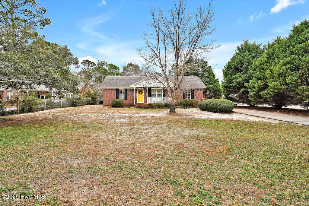 633 Cathay Road Wilmington, NC 28412 - Photo 2 of 35 633CathayRoad-2