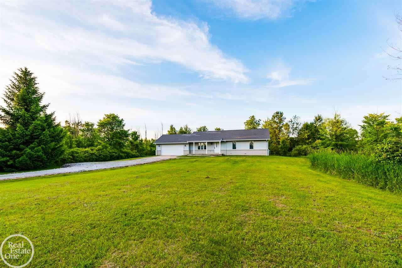 7224 Comstock Road Jeddo, MI 48032 - Photo 3 of 45 31384841-2.JPG