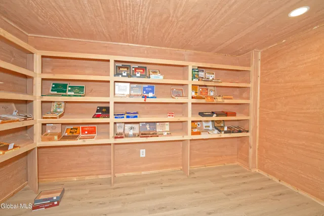 $19 | 1608 Union Street, Schenectady, NY 12309