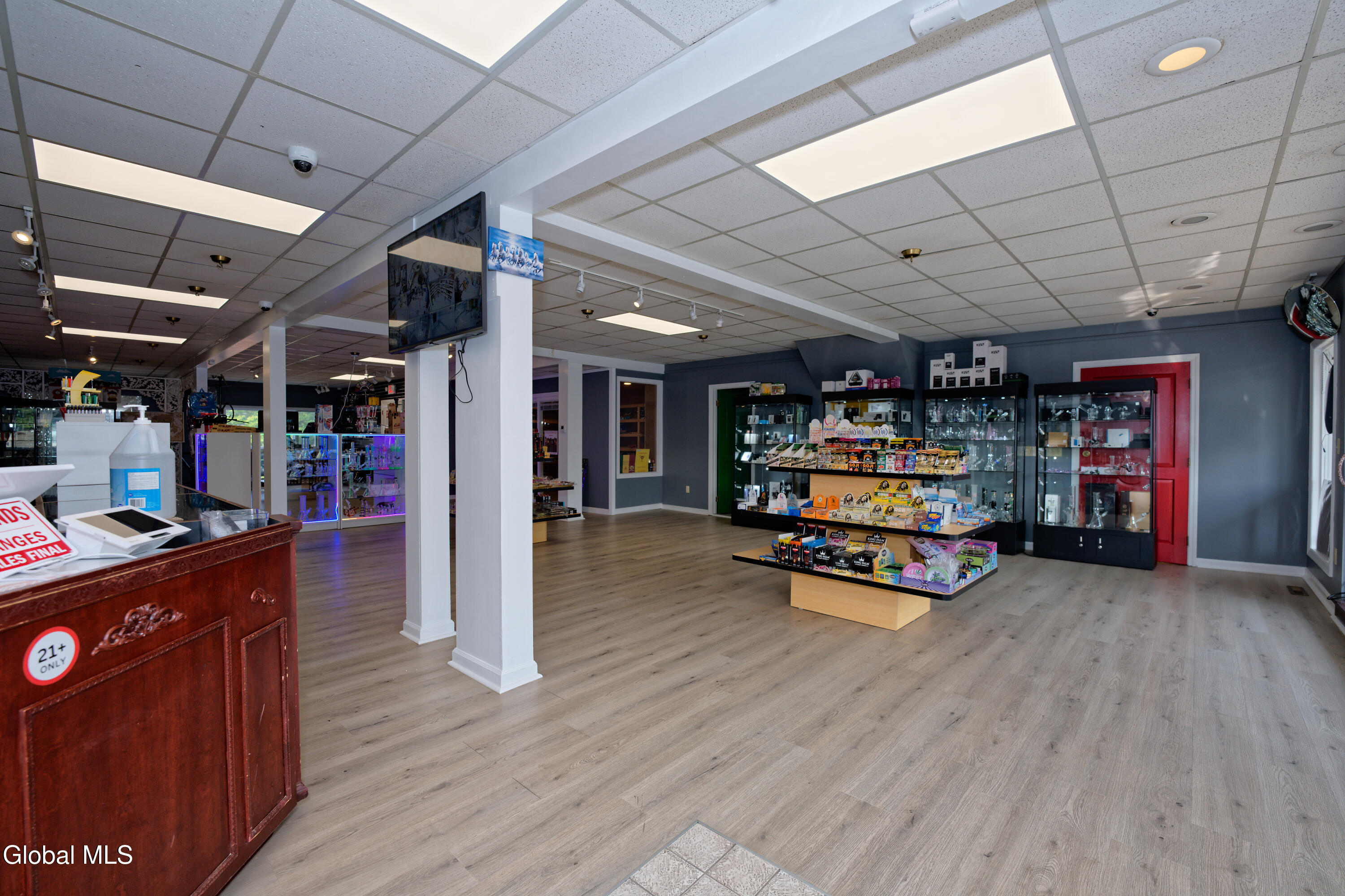 1608 Union Street Schenectady, NY 12309 - Photo 4 of 22 1 Inside 1