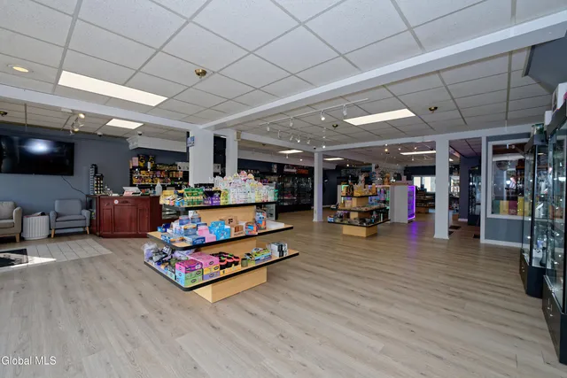 $19 | 1608 Union Street, Schenectady, NY 12309