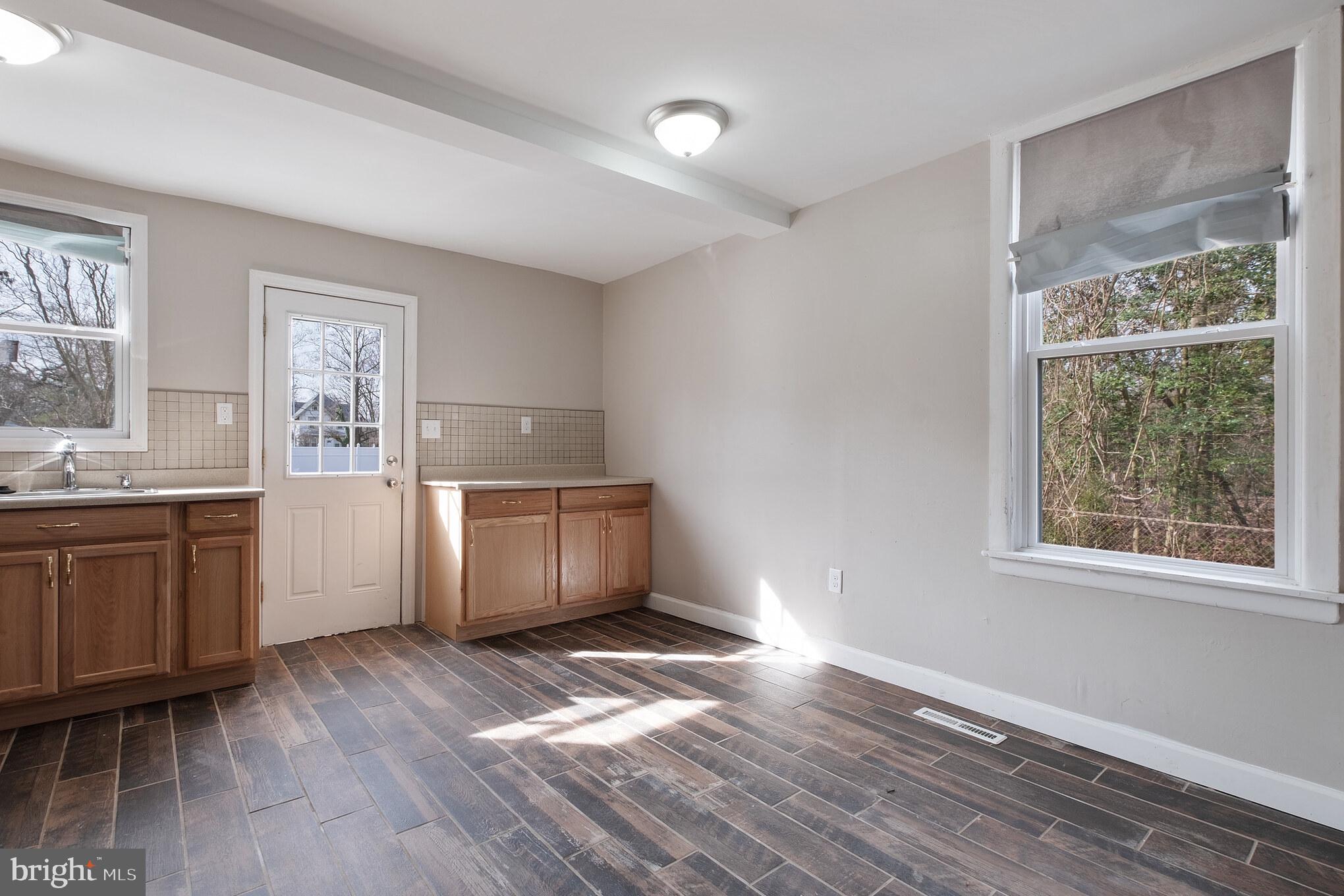 10 Erial Road Clementon, NJ 08021 - Photo 7 of 31
