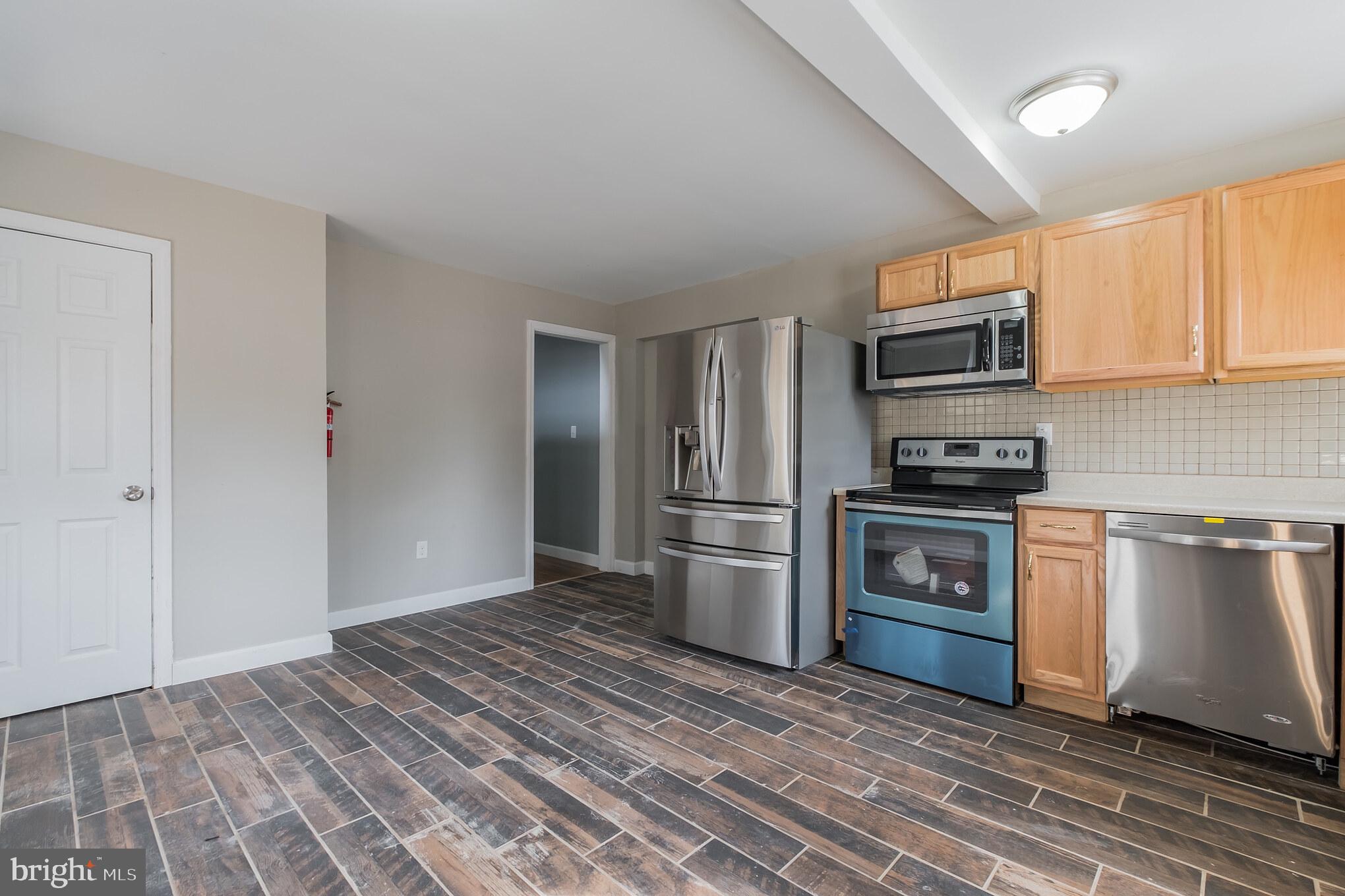 10 Erial Road Clementon, NJ 08021 - Photo 8 of 31