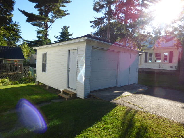 12 14th Street Bangor, ME 04401 - Photo 3 of 21 garage
