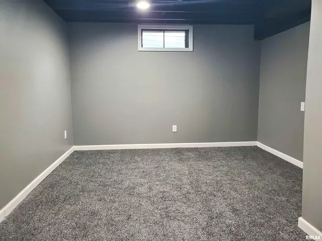 $269,900 | 2211 Waveland Drive, Bettendorf, IA 52722