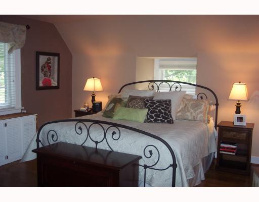 1235 Washington Road Mt. Lebanon, PA 15228 - Photo 11 of 18 Master Bedroom.
