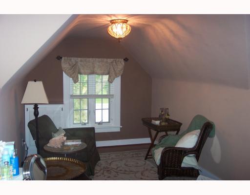 1235 Washington Road Mt. Lebanon, PA 15228 - Photo 12 of 18 Master Bedroom.