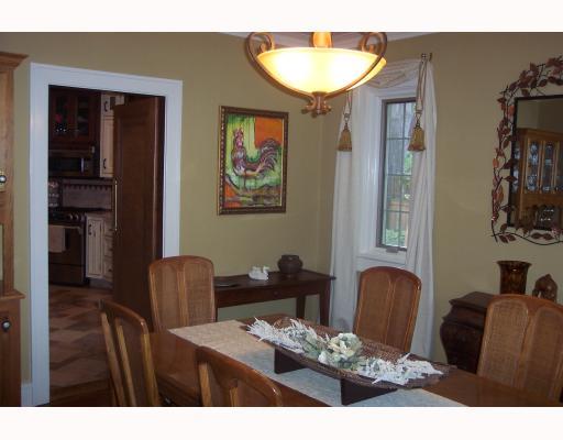 1235 Washington Road Mt. Lebanon, PA 15228 - Photo 6 of 18 Dining Room.