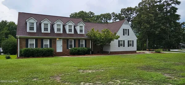 $390,000 | 101 West Arrowhead Drive, Clinton, NC 28328