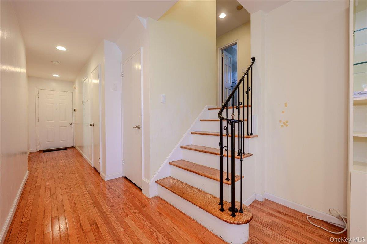 567 Oxford Road Cedarhurst, NY 11516 - Photo 14 of 23