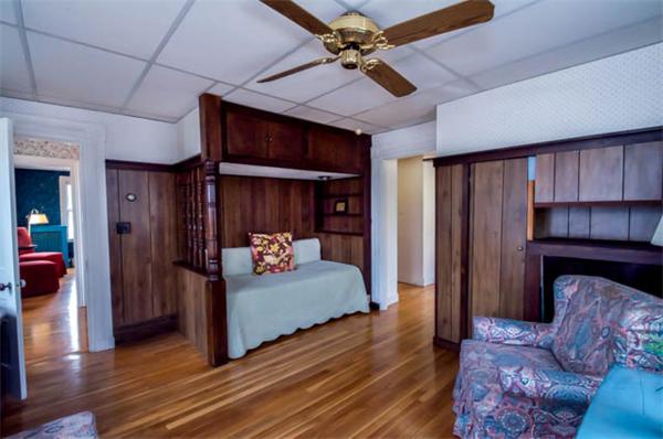 4 County Road Reading, MA 01867 - Photo 15 of 28 Gallery Image 15