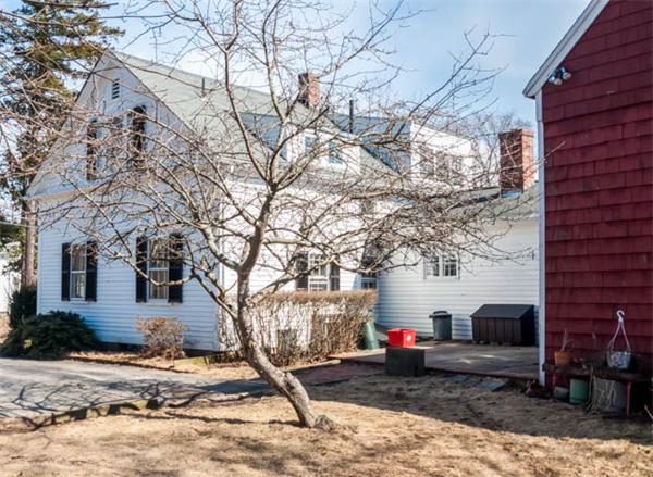 4 County Road Reading, MA 01867 - Photo 26 of 28 Gallery Image 26