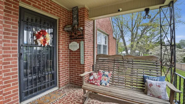 $330,000 | 505 4th Avenue, Fayetteville, TN 37334