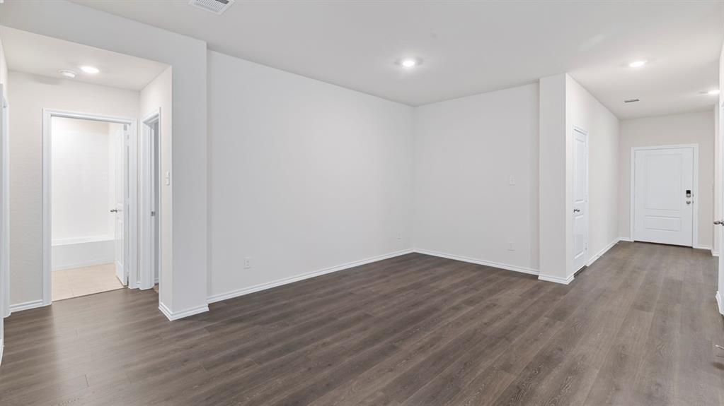 4028 Ripplewood Drive Lindale, TX 75771 - Photo 17 of 31 Gallery Image 17