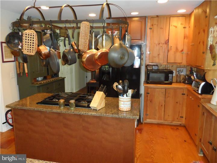 835 Weymouth Road Buena, NJ 08310 - Photo 3 of 25 Kitchen