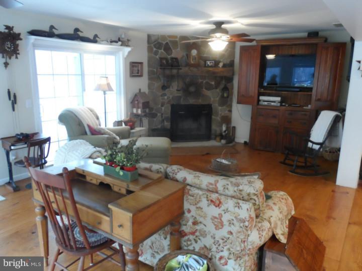 835 Weymouth Road Buena, NJ 08310 - Photo 7 of 25 Family Room