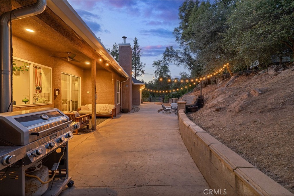 36919 Deer Path Circle Coarsegold, CA 93614 - Photo 6 of 69