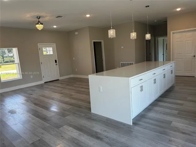 $2,700 | 7916 Granada Road, Sebring, FL 33876