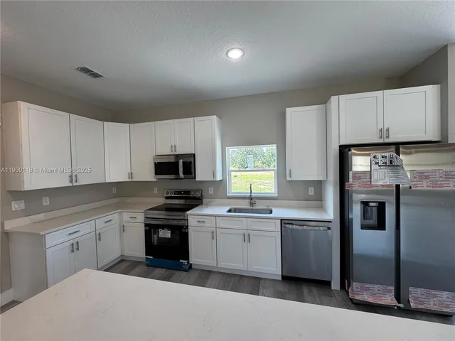 $2,700 | 7916 Granada Road, Sebring, FL 33876