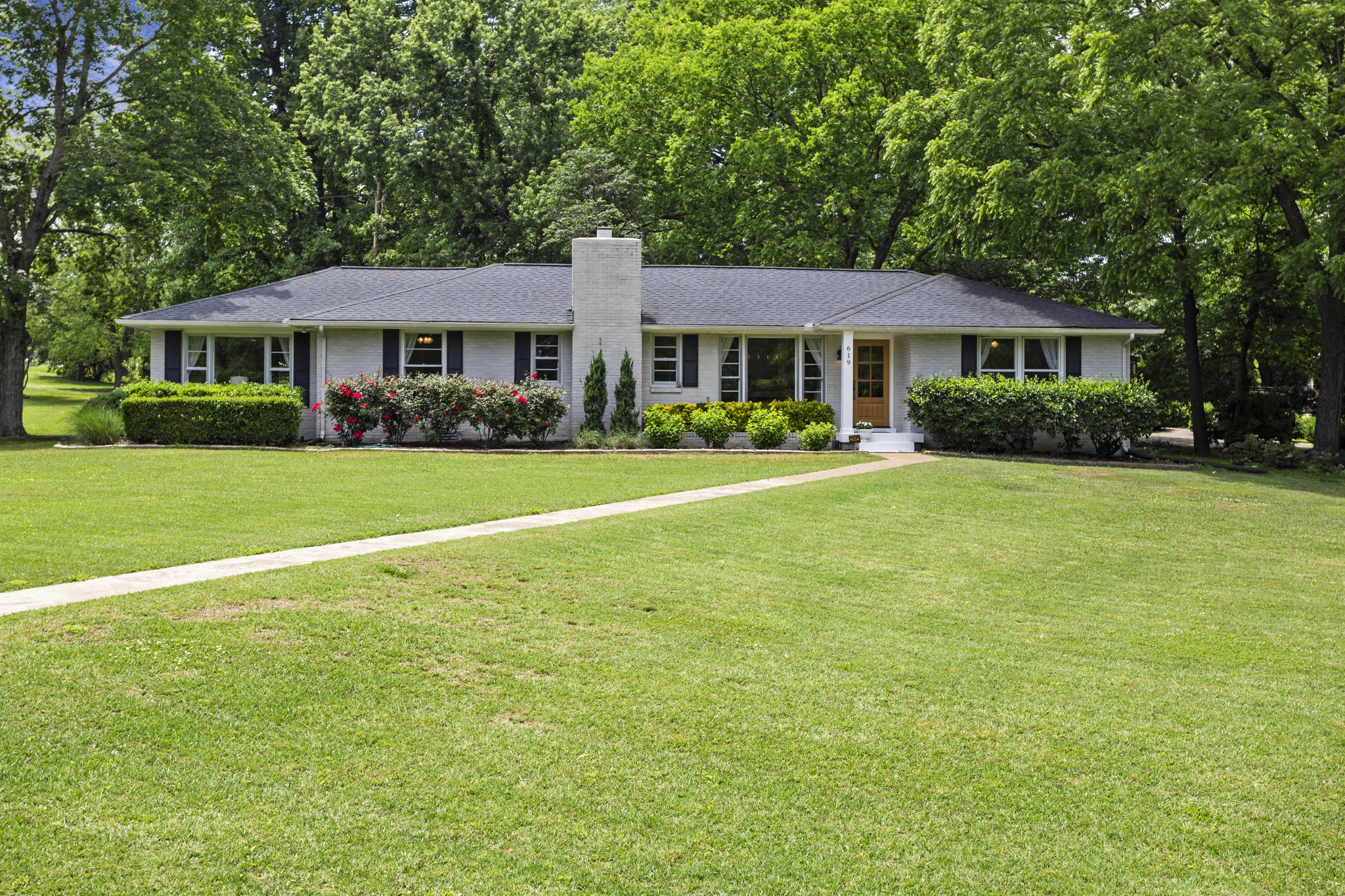 619 Hogan Road Nashville, TN 37220 - Photo 1 of 29 Gallery Image 1