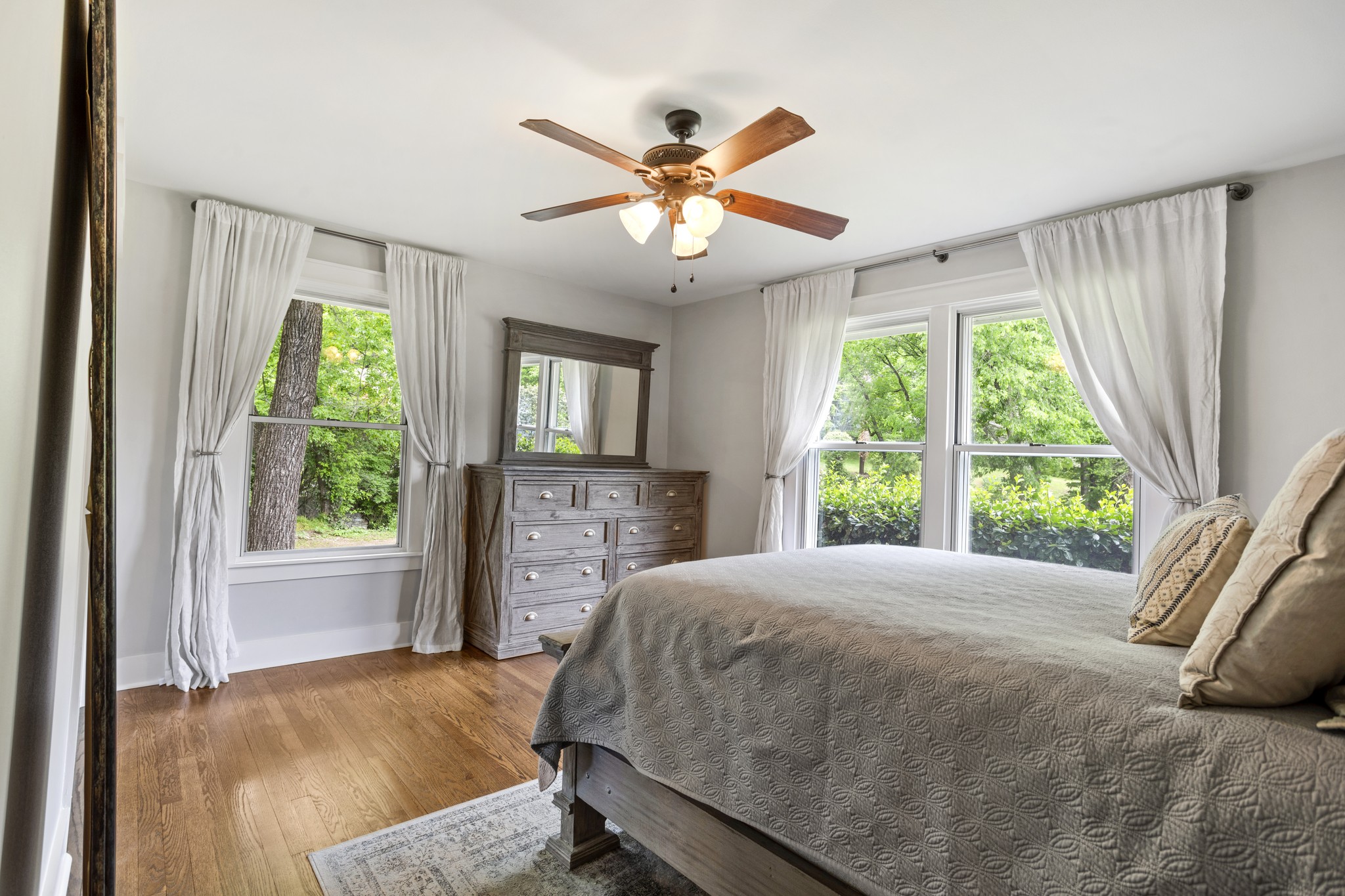 619 Hogan Road Nashville, TN 37220 - Photo 15 of 29 Gallery Image 15