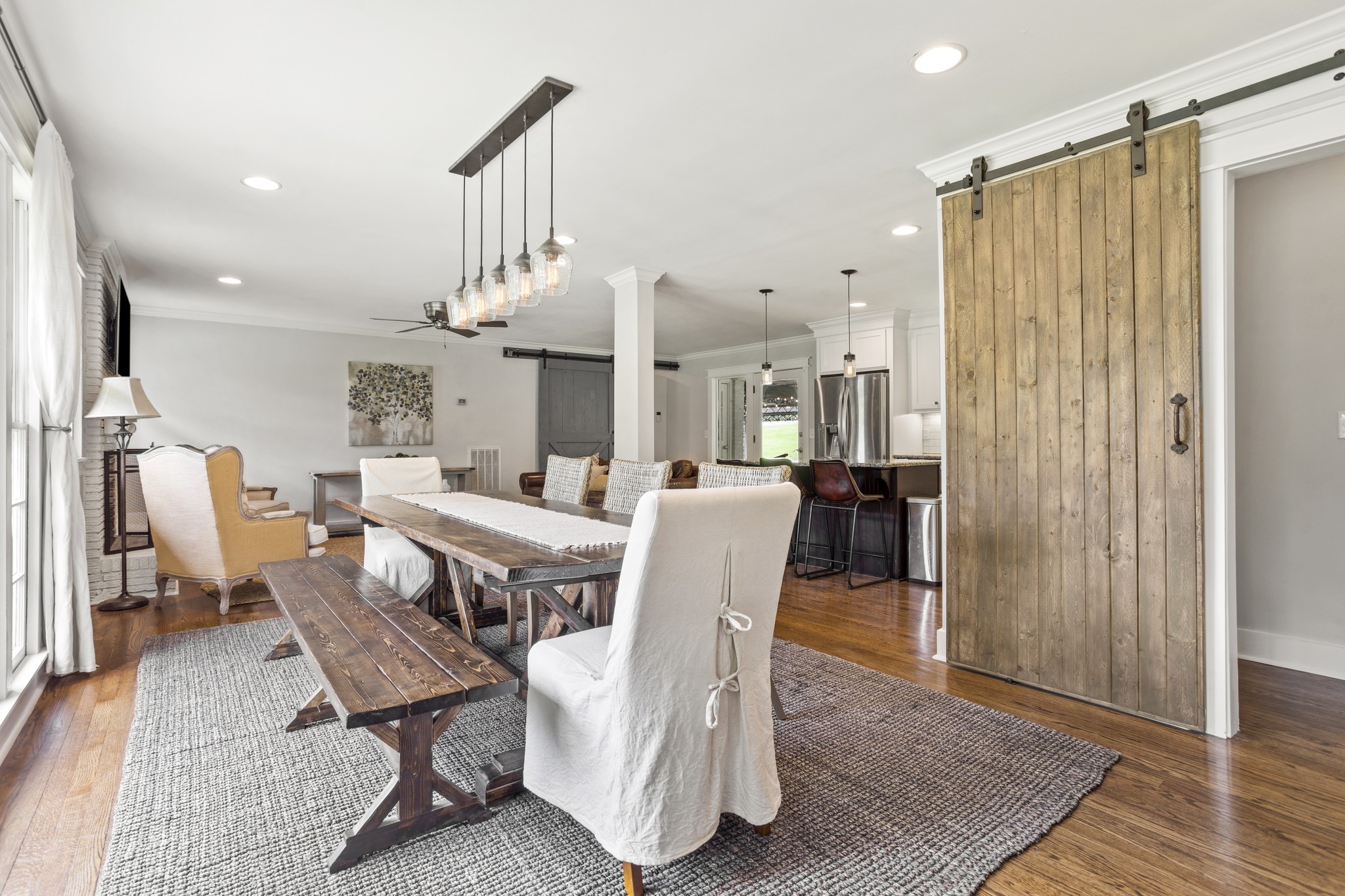 619 Hogan Road Nashville, TN 37220 - Photo 5 of 29 Gallery Image 5
