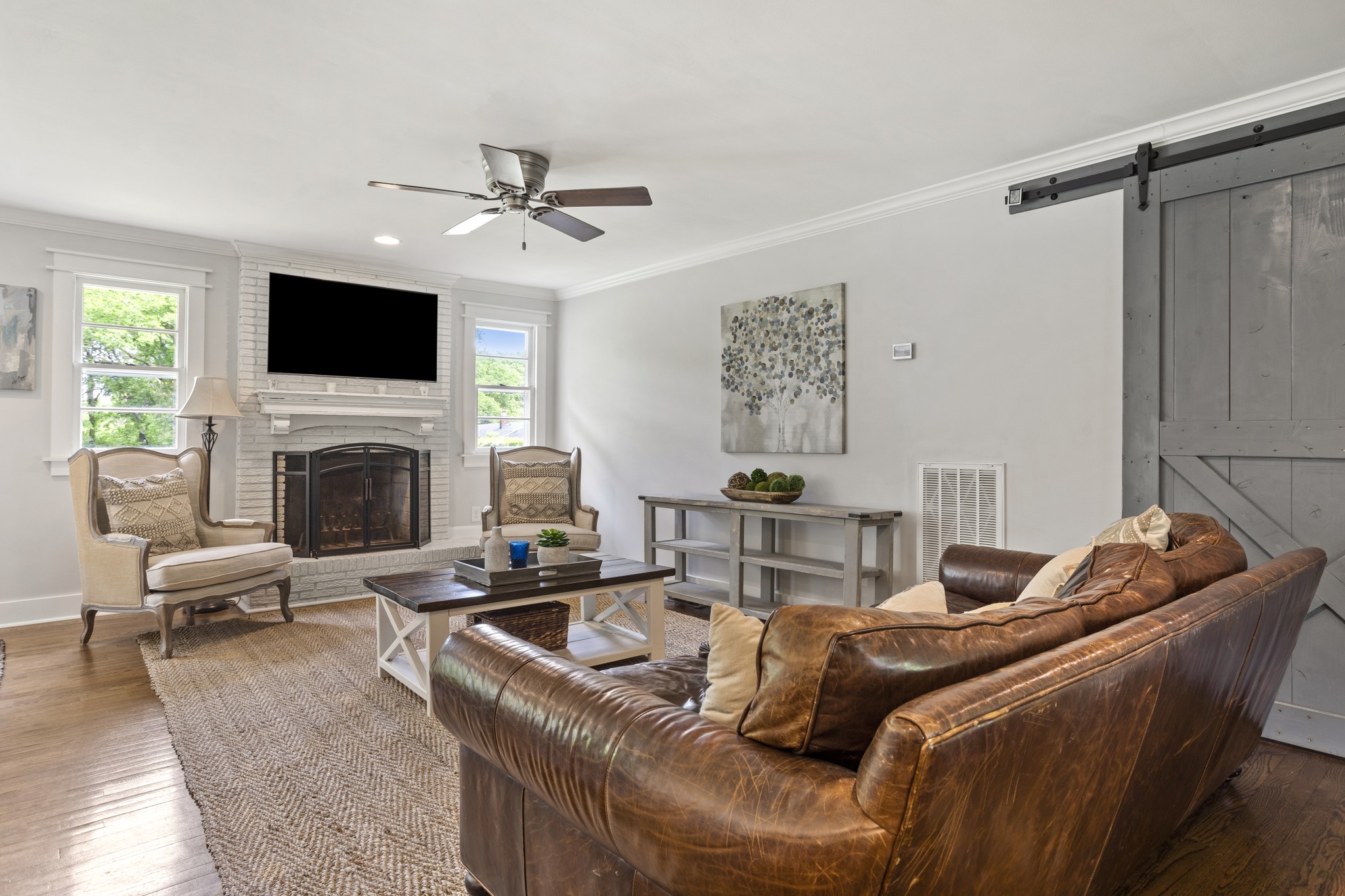 619 Hogan Road Nashville, TN 37220 - Photo 8 of 29 Gallery Image 8
