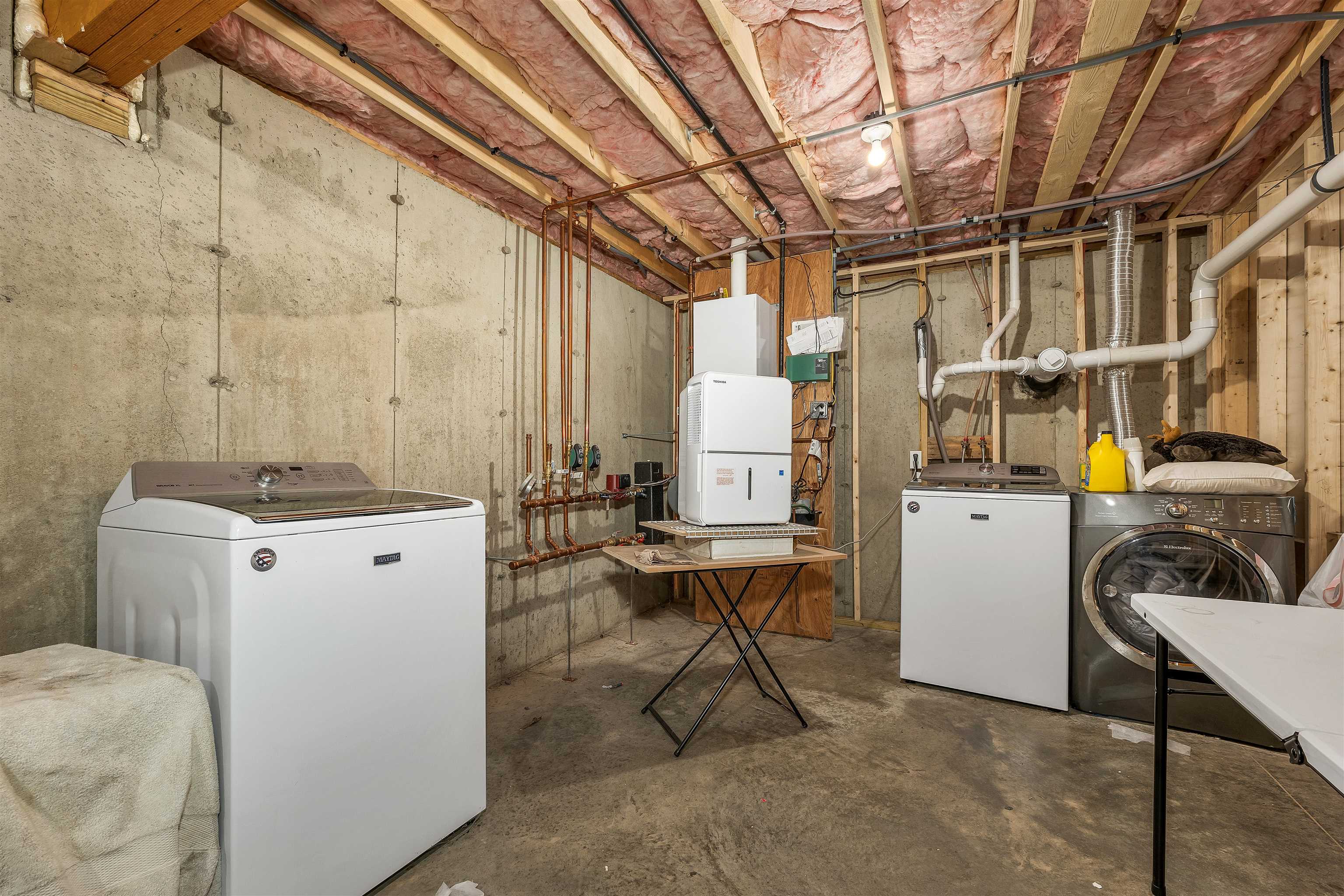 1484 Highway 3 Campton, NH 03223 - Photo 27 of 54