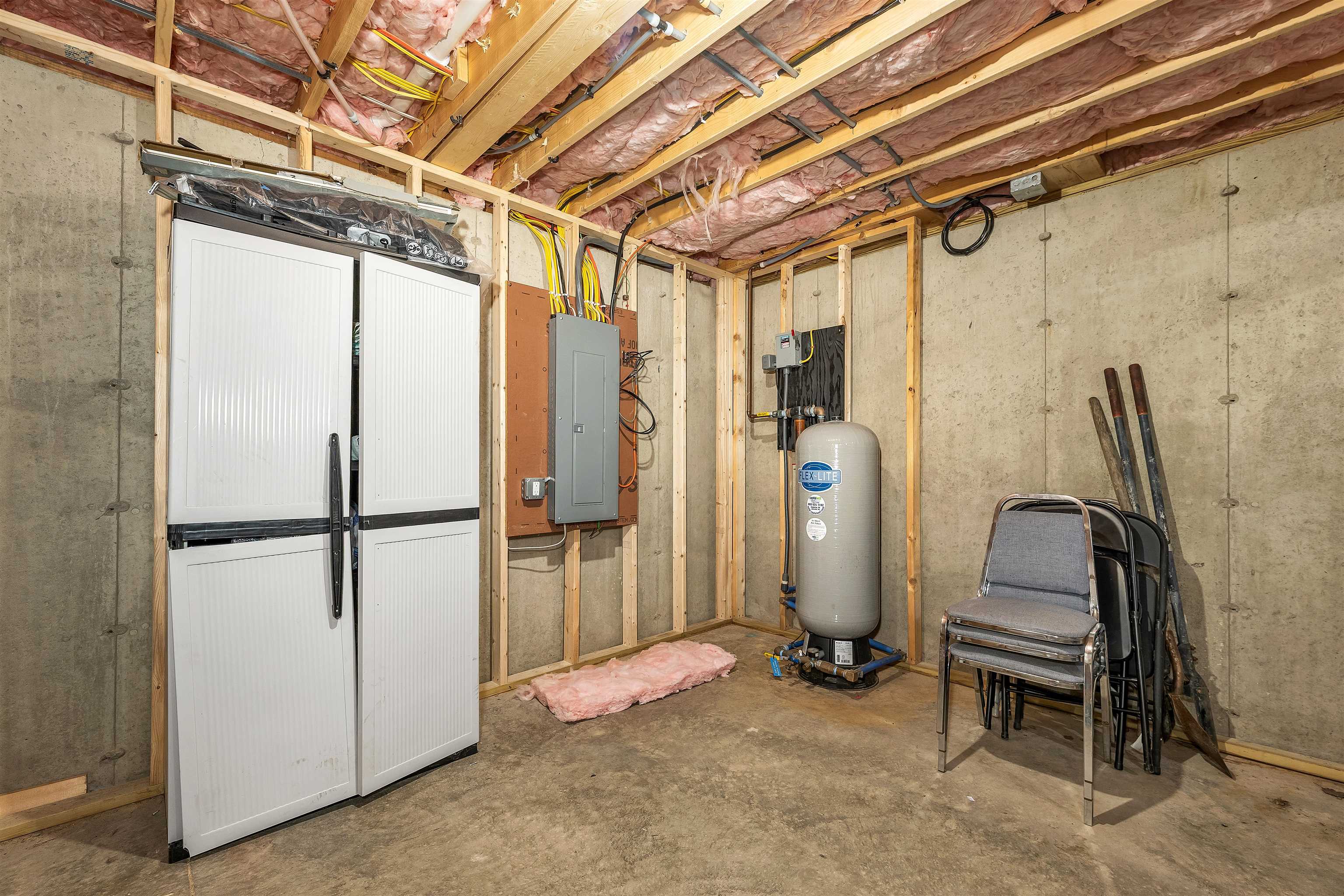 1484 Highway 3 Campton, NH 03223 - Photo 28 of 54