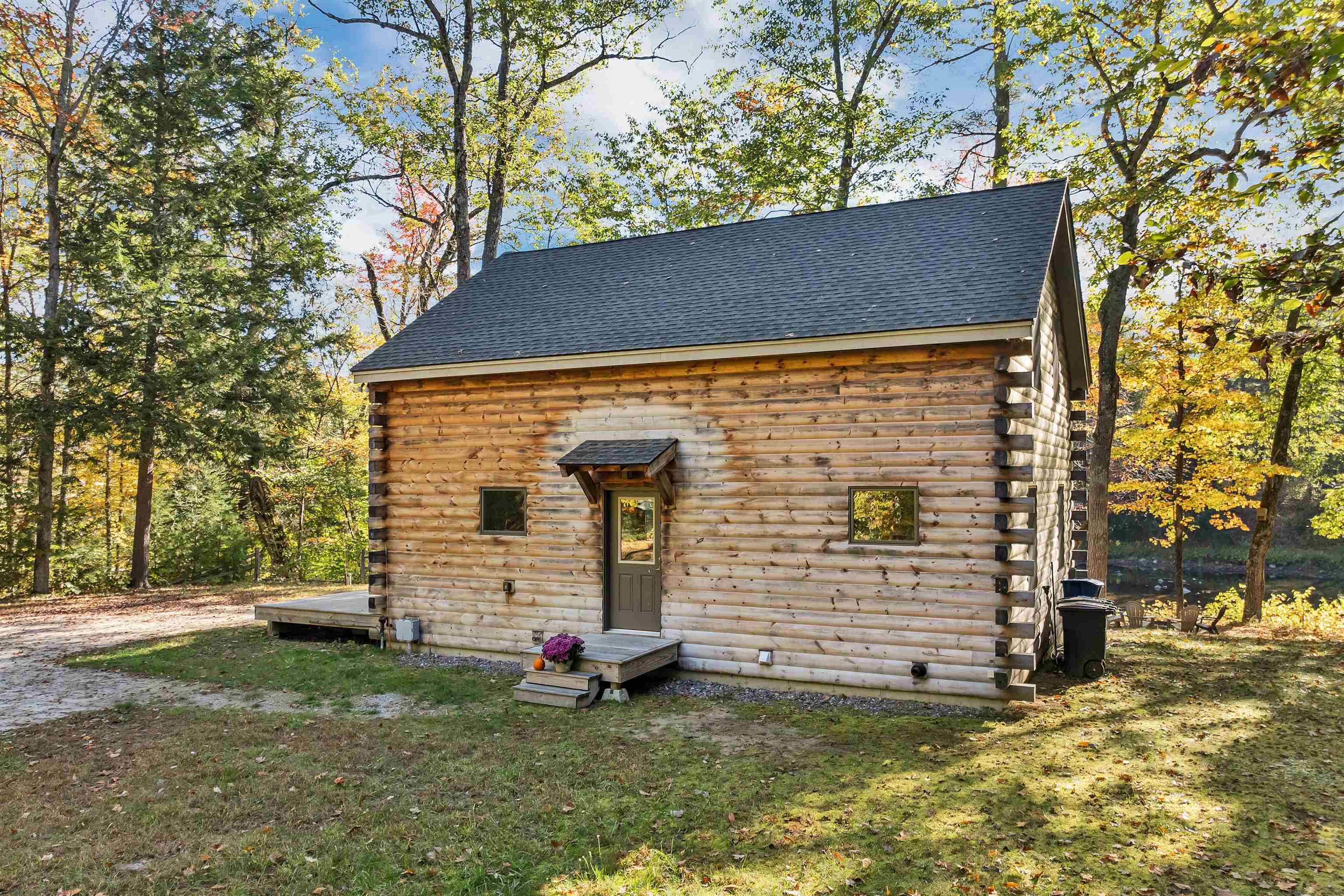 1484 Highway 3 Campton, NH 03223 - Photo 4 of 54