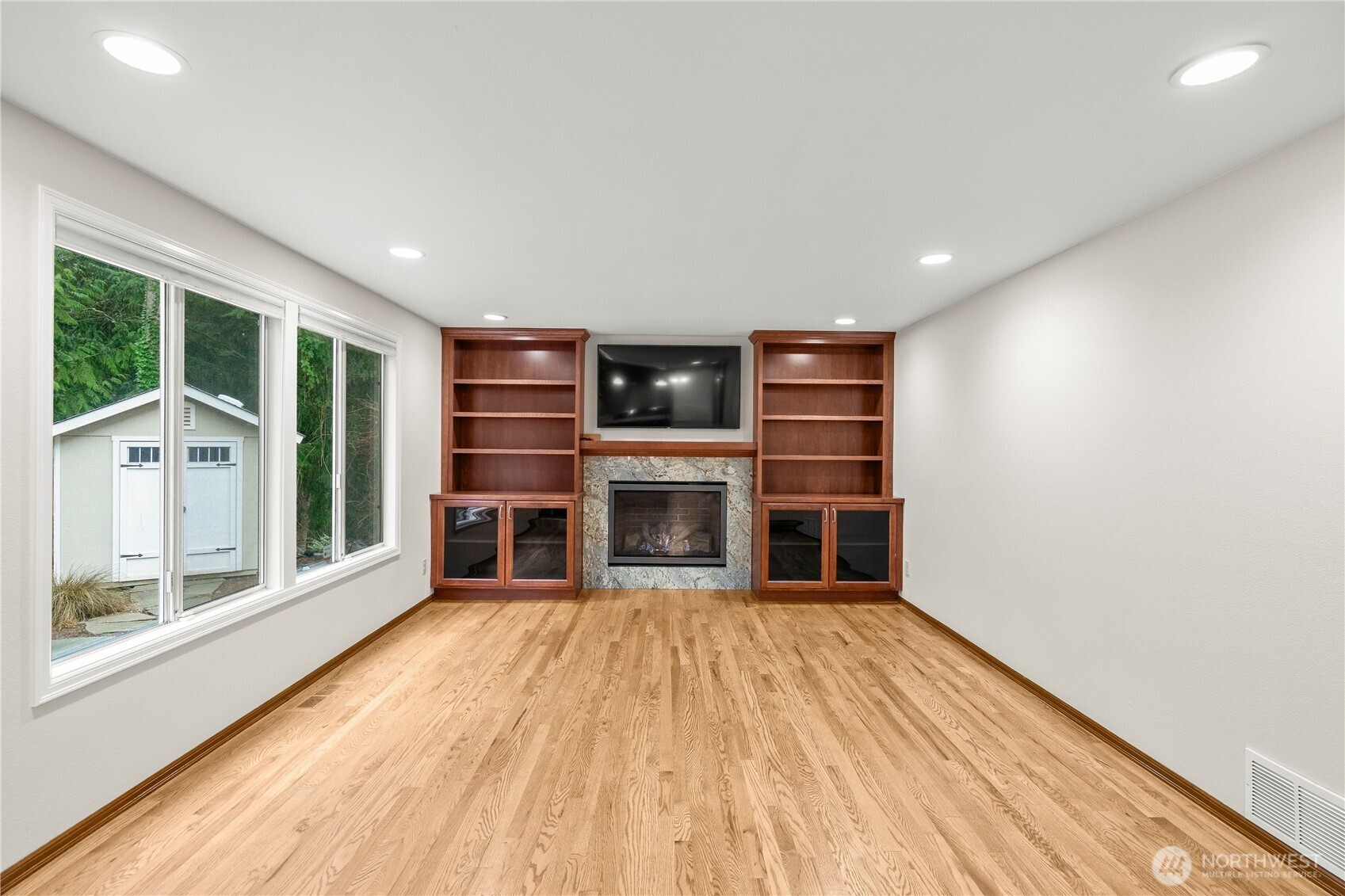 3114 210th Street Southeast Bothell, WA 98021 - Photo 4 of 30