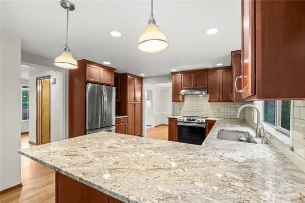 $4,300 | 3114 210th Street Southeast, Bothell, WA 98021