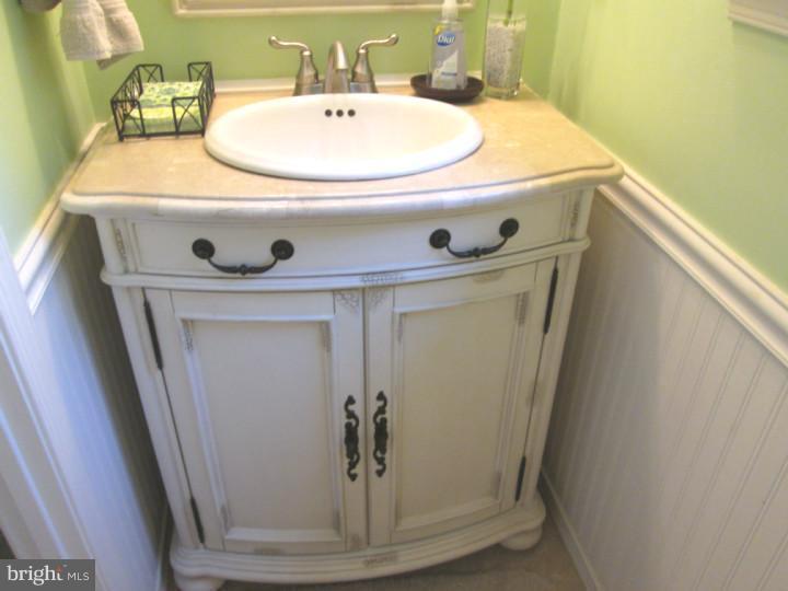 79 Signal Hill Road Holland, PA 18966 - Photo 15 of 25 Half Bath