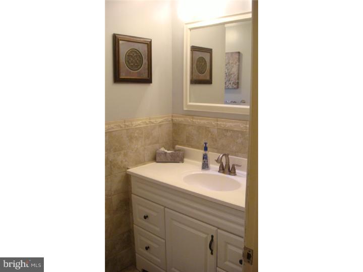 79 Signal Hill Road Holland, PA 18966 - Photo 24 of 25 Bathroom