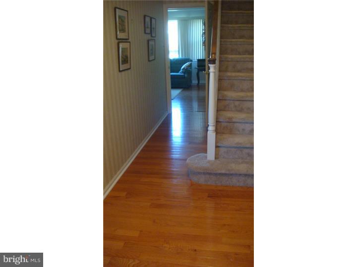 79 Signal Hill Road Holland, PA 18966 - Photo 8 of 25 Foyer